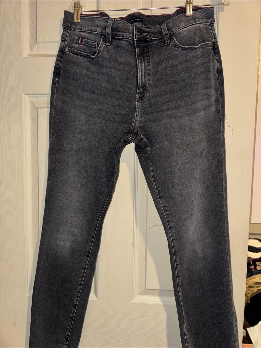 Tommy Hilfiger Women’s Dark Gray Jeans